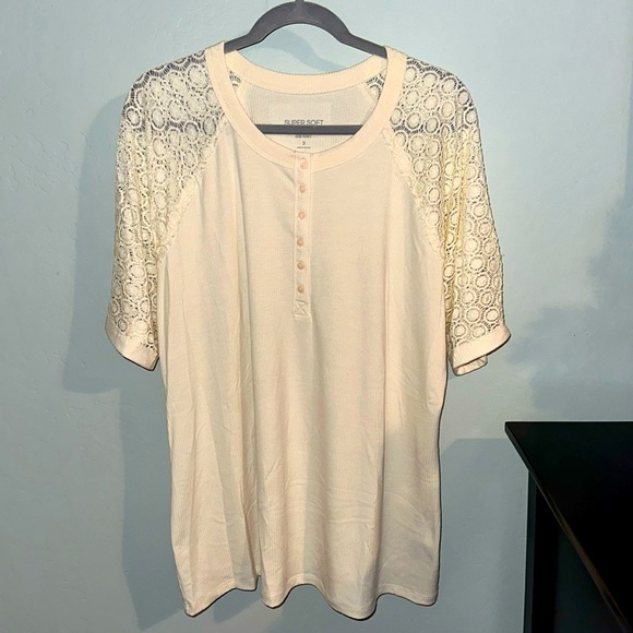 torrid Tops - Torrid Super Soft rib knit  cream top size 3Xl like new